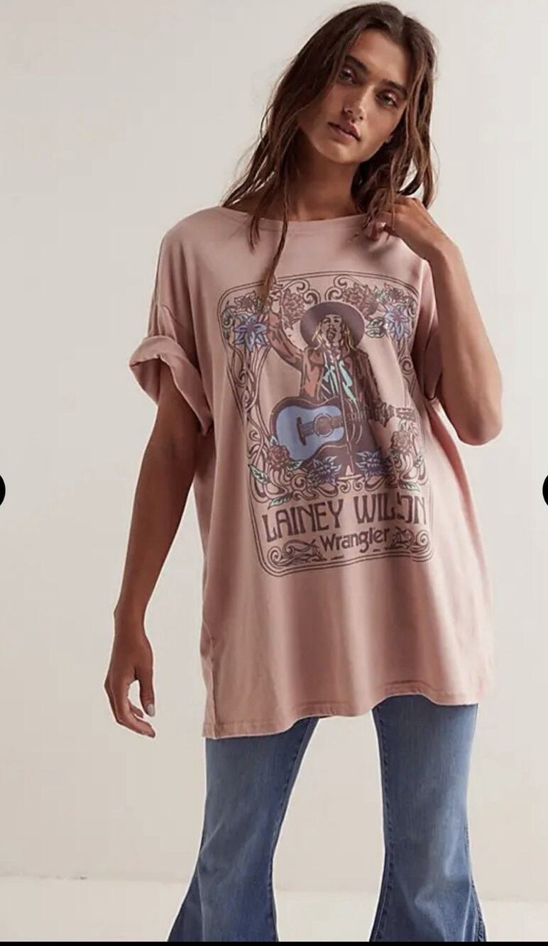 Wrangler X Lainey Wilson Womens Medium Misty Rose Oversized T-Shirt Concert